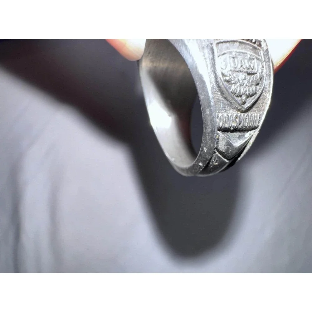 Local 652 UAW Ring-25 Years Of Service Oldsmobile Ring By Gemco Size 10 Red